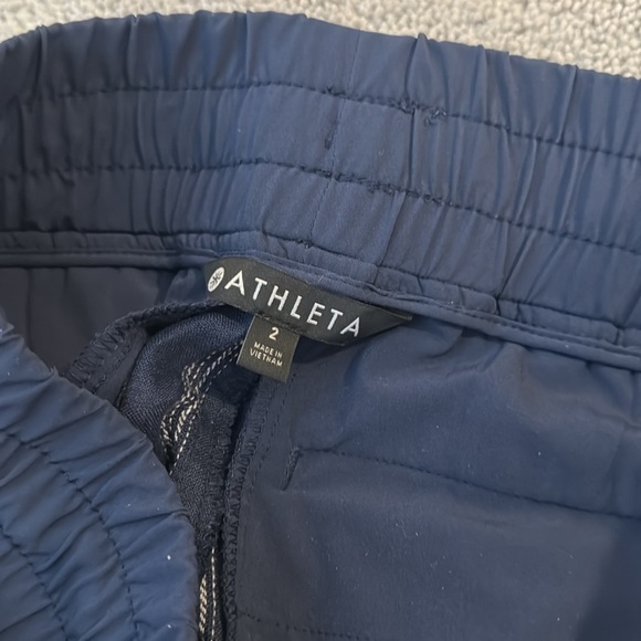 Athleta Cabo Linen Chambray Shorts | Size 2 | Blue Striped | Elastic Waist - Picture 6 of 6